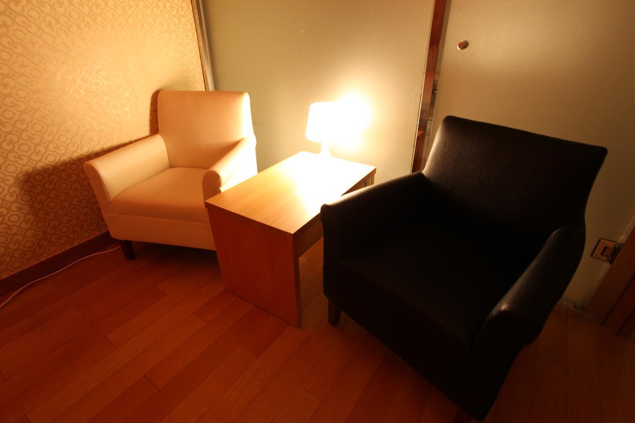 Prince Hotel Seoul Exterior photo